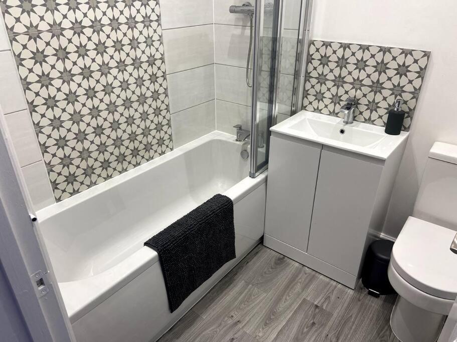 Central Southsea Boutique 2 Bedroom Flat 朴次茅斯 外观 照片